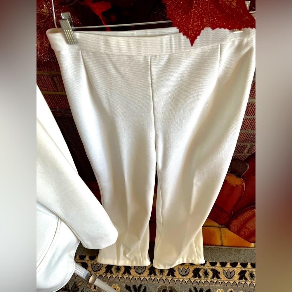 HOOPER WHITE VINTAGE POLYESTER PANTSUIT - Picture 4 of 9